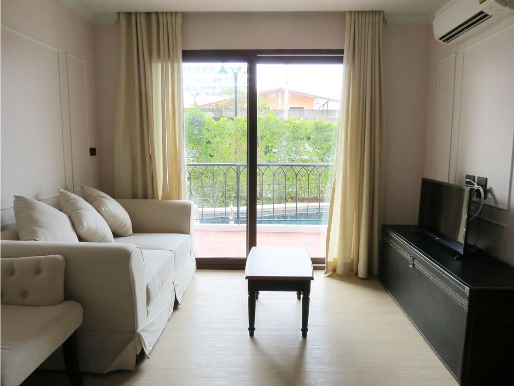 Appartement Venetian Jomtien Pool Access Extérieur photo